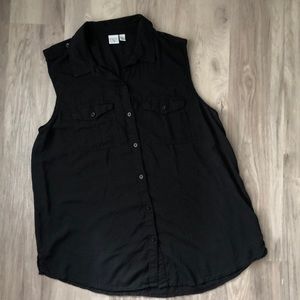 Black BP Button-up Sleeveless shirt